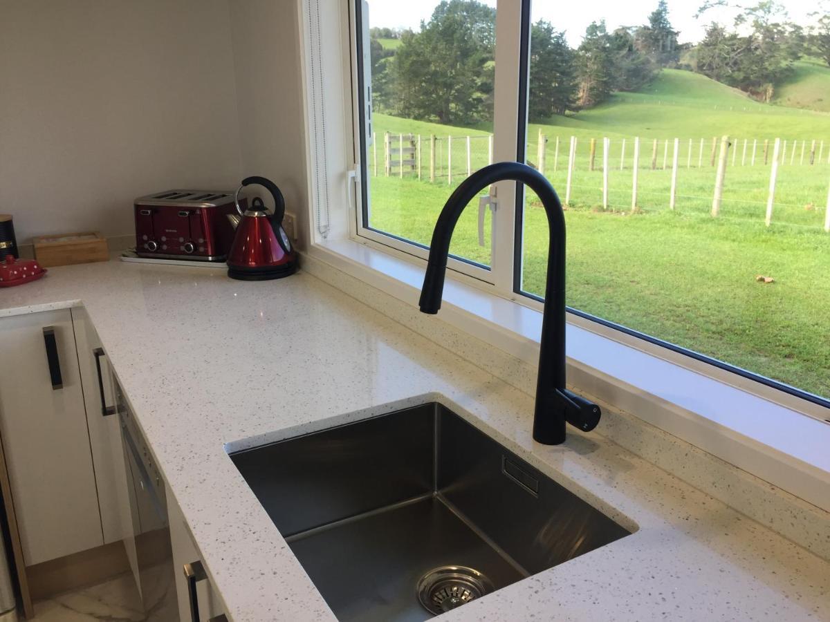 Veld View Bed And Breakfast Tuakau Luaran gambar