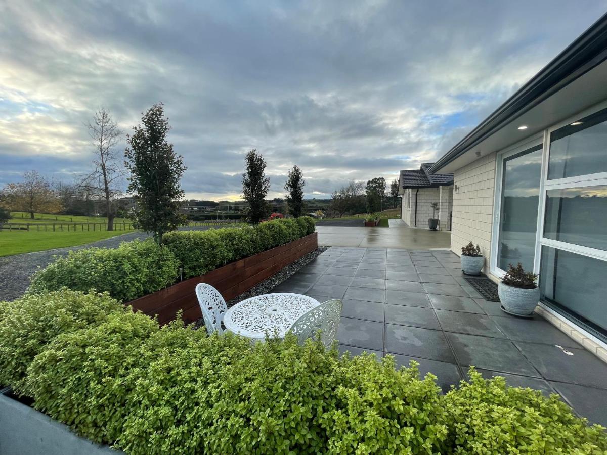 Veld View Bed And Breakfast Tuakau Luaran gambar