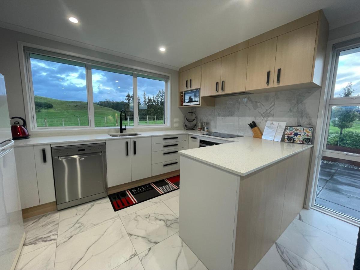 Veld View Bed And Breakfast Tuakau Luaran gambar