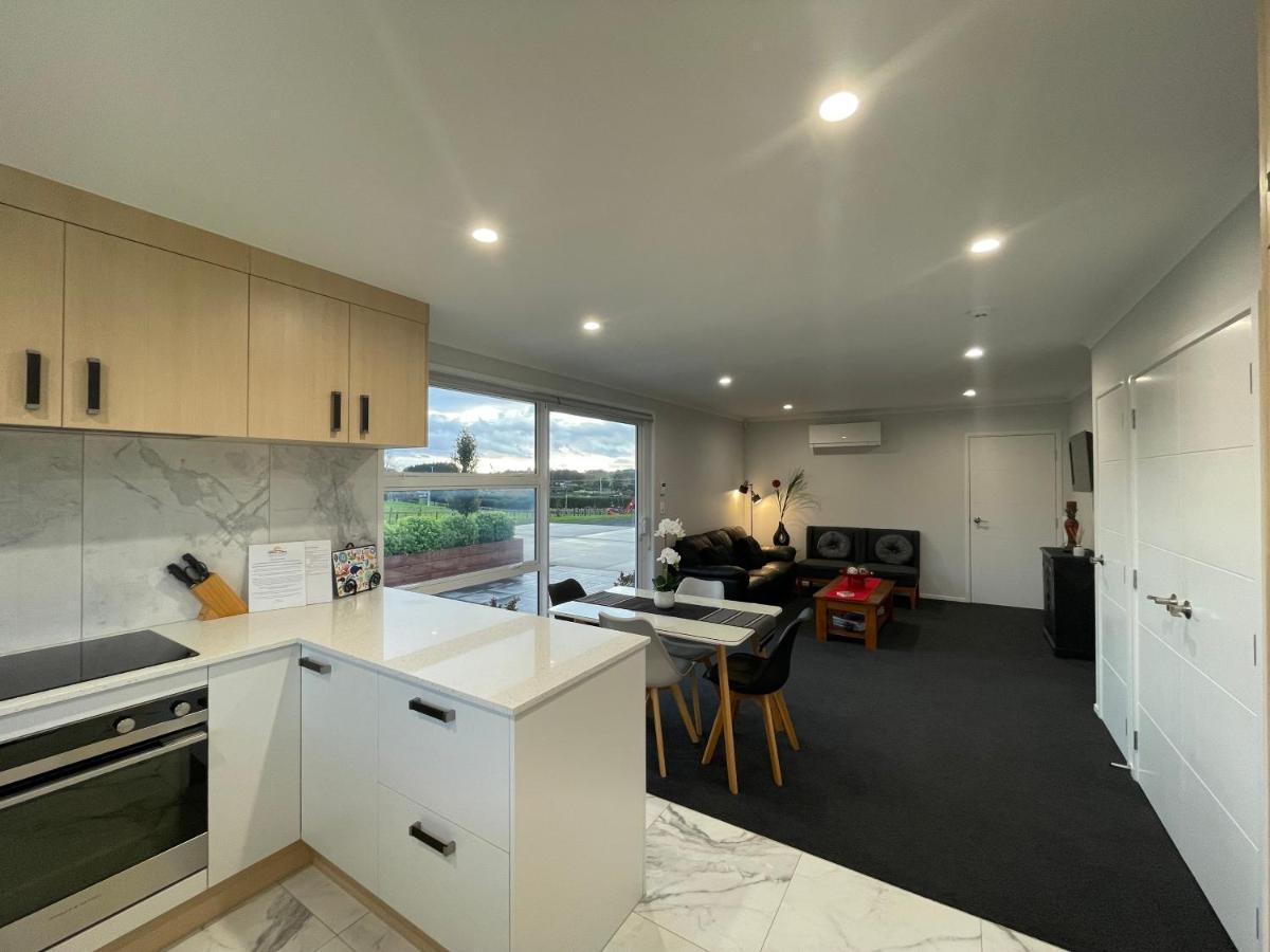 Veld View Bed And Breakfast Tuakau Luaran gambar
